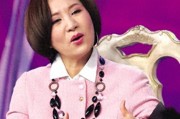 星空体育官方网站-原来早已不是中国籍，被老外“玩腻”后回国，郑绪岚现状令人唏嘘
